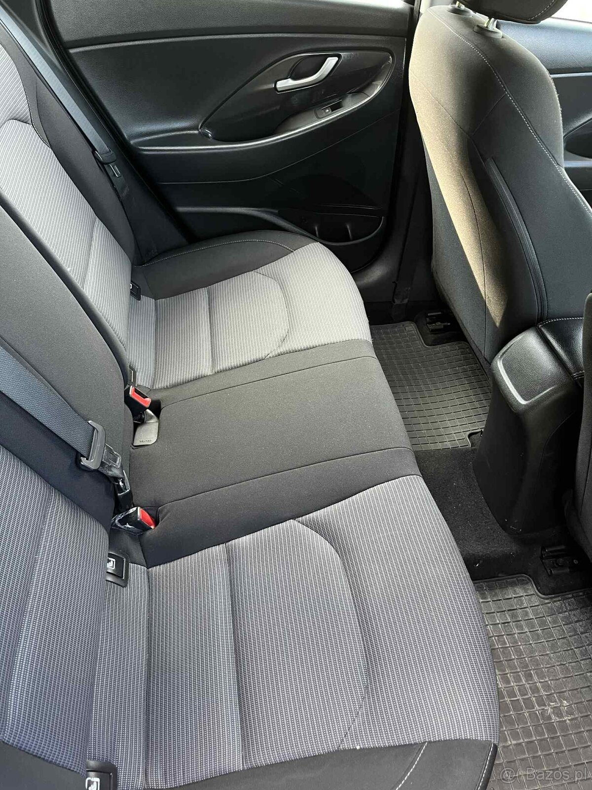 Hyundai i30 czarny - 11