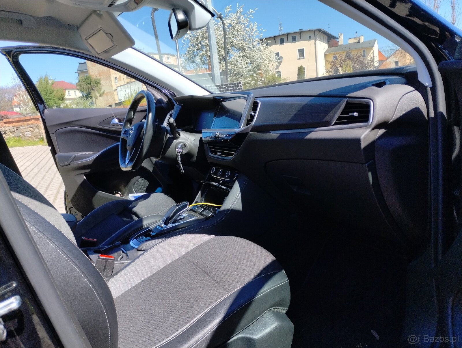 Sprzedam samochód opel granlad - 11