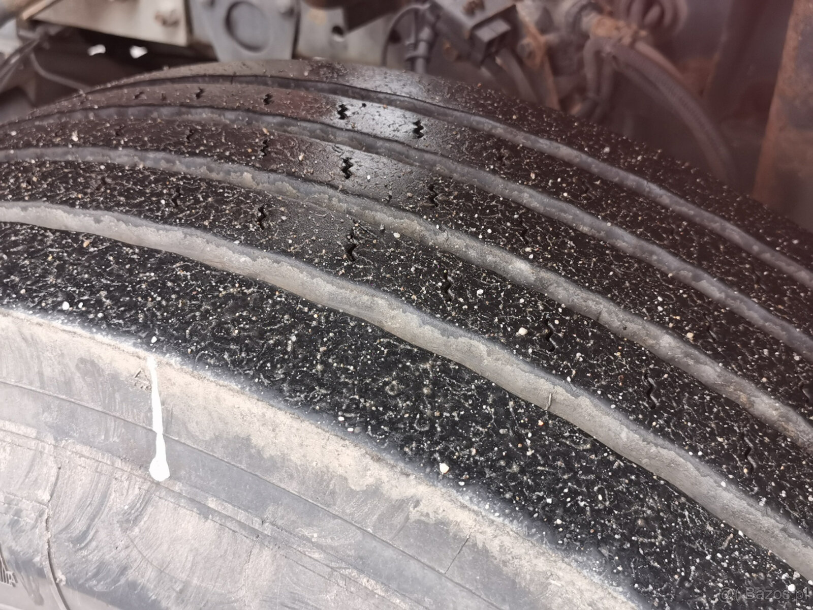 Sprzedam ciężarówkę MERCEDES-BENZ AXOR 2533 L 6X2 E4 - 11