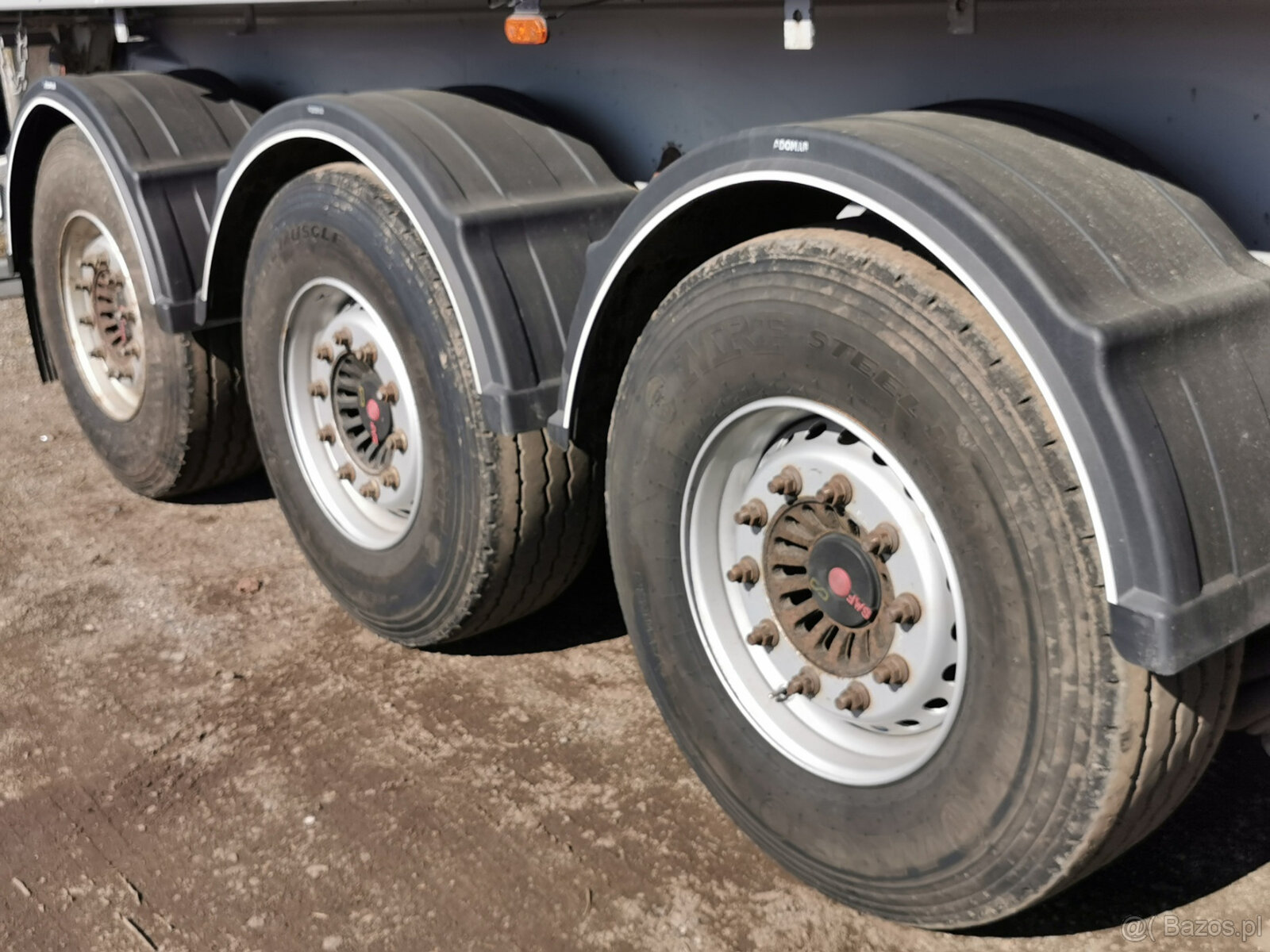 Sprzedaję naczepę wywrotkę STAS S300CX o pojemności 50 m3. - 11