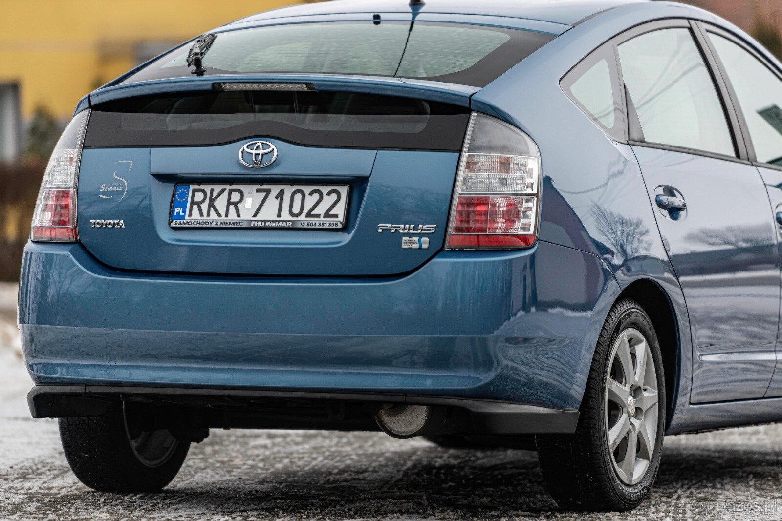 Toyota PRIUS - 11