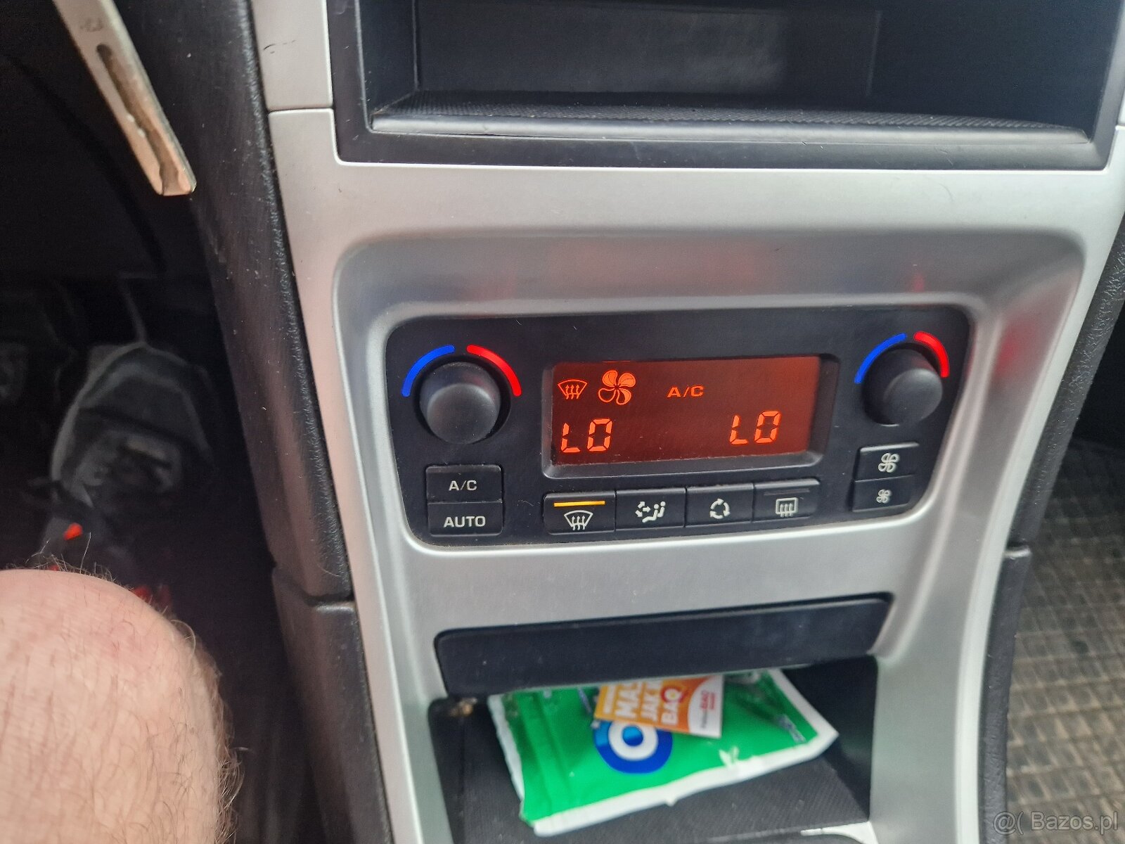 Peugot 307 kombi rok 2006 poj 1.6hdi - 11