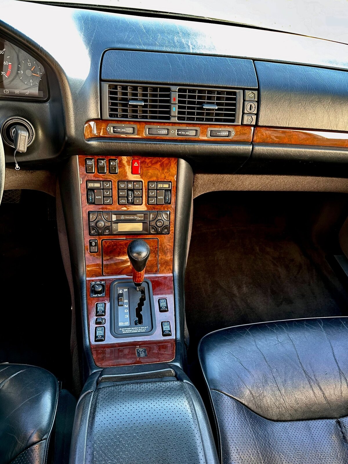 Na sprzedaż legendarny Mercedes-Benz SE 500 "Mamut" W140 - 11