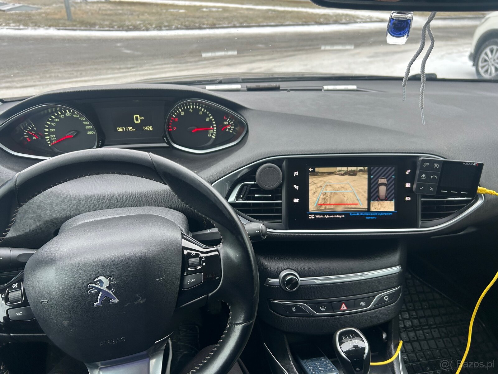 Peugeot 308 2020r 1.2. - style-130 koni 6 manuall - 11