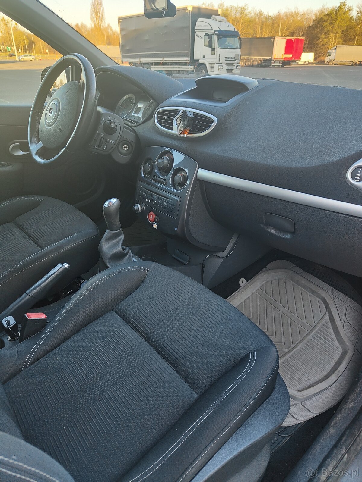 Sprzedam Clio-3 - 11