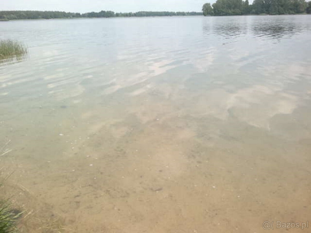 SEZON--2025-Samodzielny dom z ogrodzoną działką nad jeziorem - 11