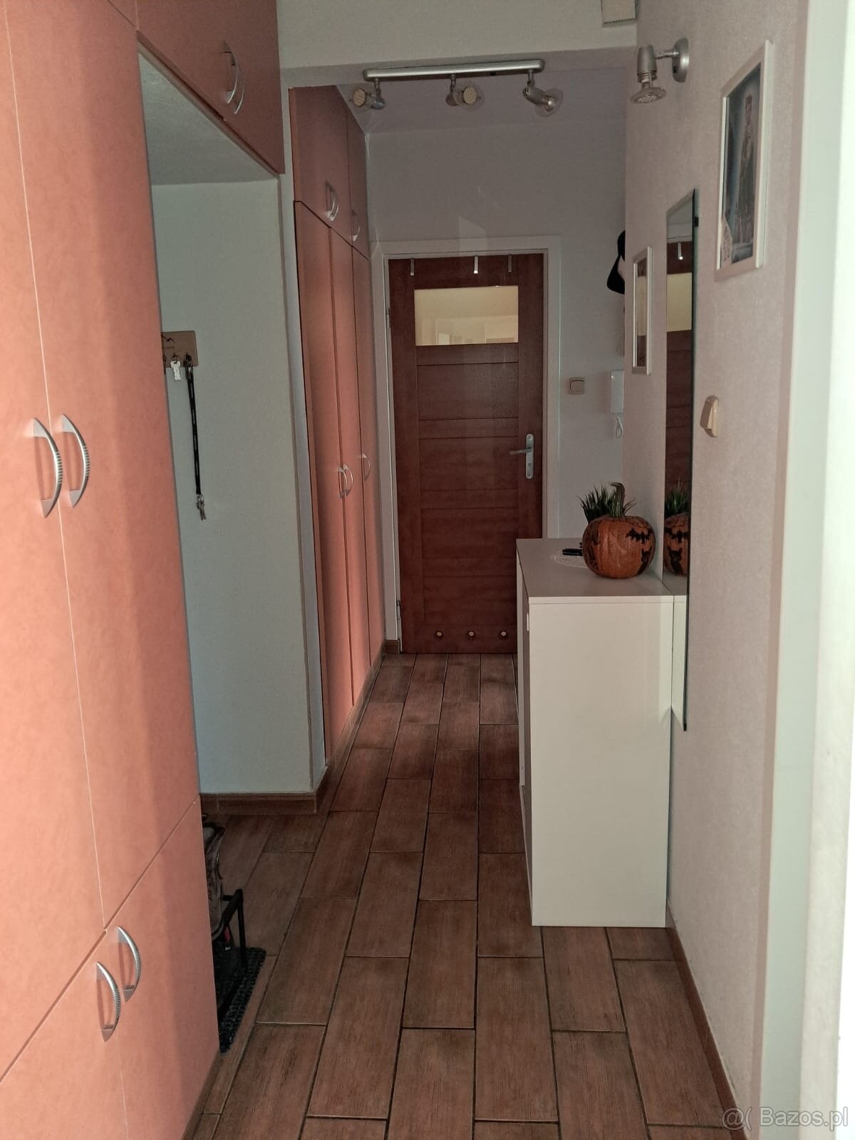 Mieszkanie o pow. 47,17m2, balkon, I piętro, winda,Os.Asnyka - 11