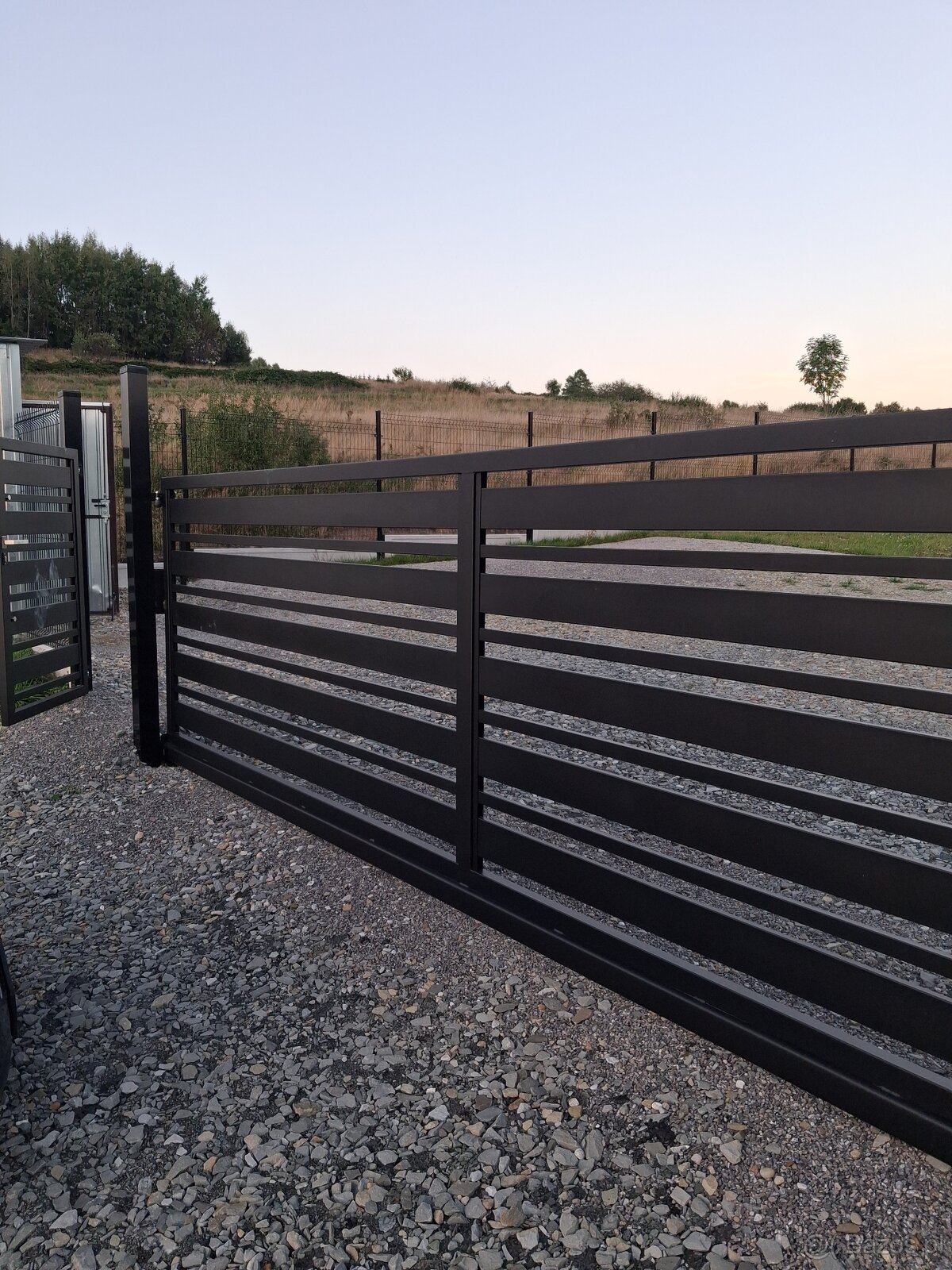 Sprzedam działkę budowlaną - 11