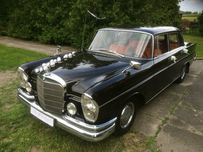 Zabytkowy Mercedes W111 220Sb super stan z 1963 roku - 11