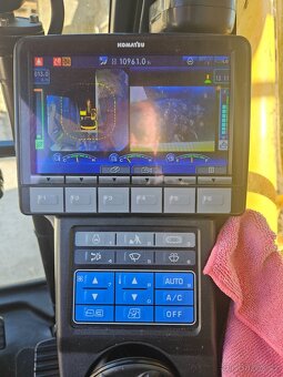 Komatsu PC290LC-11E0 - 11