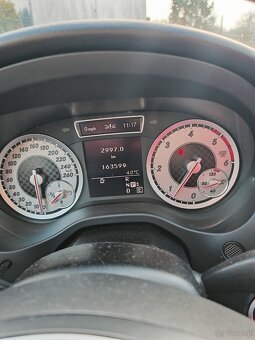 Mercedes Benz 2012 DTI 136km - 11