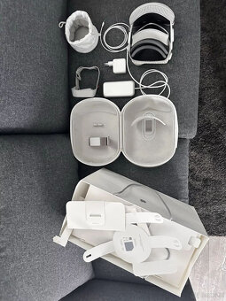 Apple Vision Pro 256 GB - 11