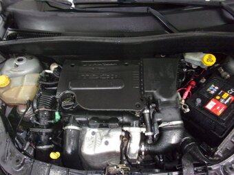 Ford Fusion + 1,6 TDCi - 11