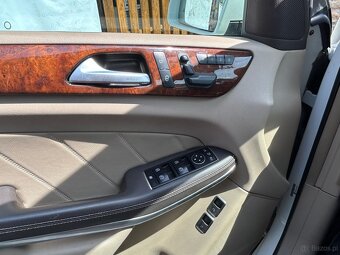 Mercedes-Benz GL 350 BlueTEC 4MATIC - 11