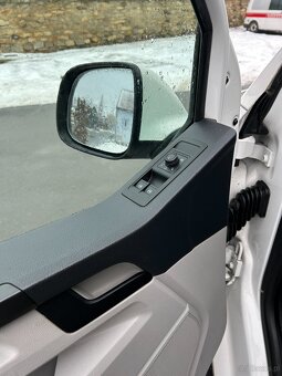 VW T6 2.0 TDI Ambulans / Karetka DSG - 4x4 - 11