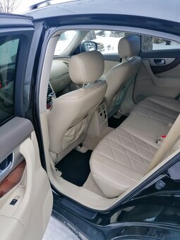 Sprzedam Infiniti. Super stan - 11