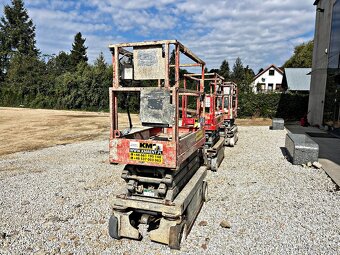 SKYJACK SJ III - 3219 PODNOŚNIK NOŻYCOWY 2013R - 11