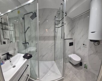 Katowice Uniwersytecka CENTRUM - 11