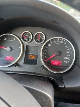 Audi A2 1,4tdi  283715 km - 11