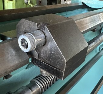 Tokarka kłowa SN 40 C/1000 z systemem pomiarowym - 11