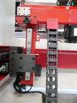Hydrauliczna prasa krawędziowa - 11
