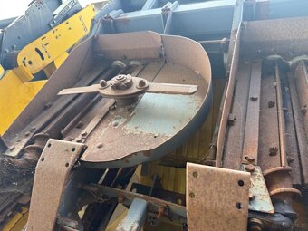 Przystawka do kukurydzy Fantini 8x75 do kombajnu Claas rok p - 11