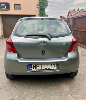 Sprzedam Toyotę Yaris 2006 r. po przeglądzie technicznym - 11