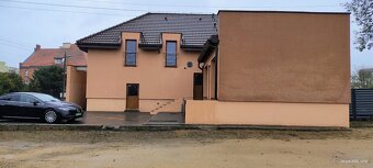Lokal Handlowo-Usługowy 650 m2+Dom+Dwie działki obok siebie - 11