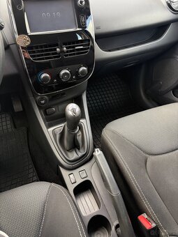 Sprzedam ładne renulat clio.Uzytkowany przez kobiete - 11
