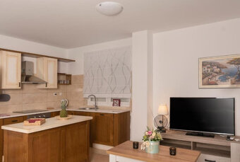 Chorwacja-Piękny dom z dużym ogrodem, basenem, sauną - 11