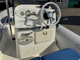 RIB Zodiac 550, Evinrude 90 - 11