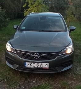 Sprzedam Opel Astra kombi - 11