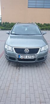 VW Passat Kombi 1.9 2007 r. - 11