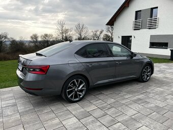 Škoda Superb 2023 Sport Line DSG 4x4 - 11