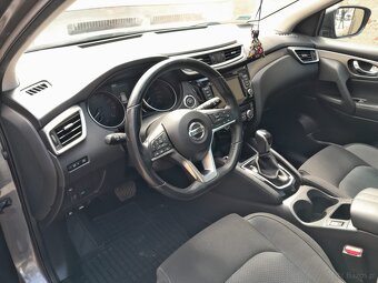 Nissan Qashqai - 11