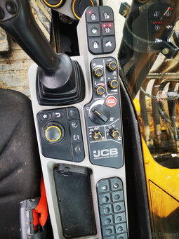 Koparka gąsienicowa JCB 220 X Nowy model 2019 - 11