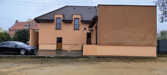 Lokal Usługowy 650 m2+Dom+Dwie działki obok siebie - 11