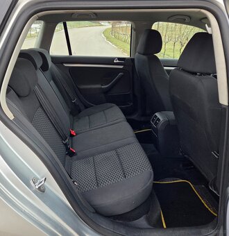 Volkswagen Golf 1.6 TDI 4-Motion R.V.01/2011 - 11