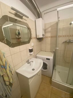 Mieszkanie o pow.54m2, parter, do remontu, Os. Kaliniec - 11