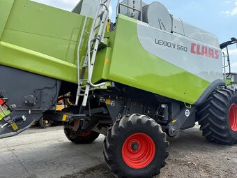 Kombajn zbozowy Claas Lexion 560 heder V750 rok pr 2005 spro - 11