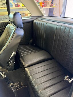 MARCEDES SL560 R107 - 11