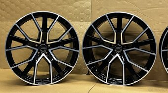 Felgi Audi Q8 SQ8 10J x 22 ET21 4M8601025Q / AQ 5x112 - 11
