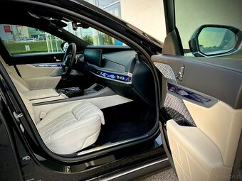 Oferuję na sprzedaż luksusowe BMW 750e xDrive - 11
