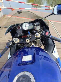 Suzuki GSX-R 750 uszkodzony - 11