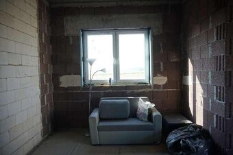 Nieruchomość gruntowa z domem w trakcie realizacji - 11