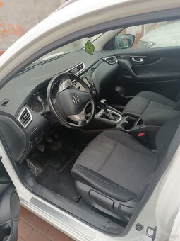 Nissan Qashqai 1.2 DIG-T N-Connecta salon Polska 2016r.    S - 11