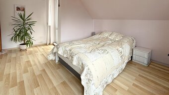 Dom w Poznaniu z wydzielonym mieszkaniem z osobnym wejściem - 11