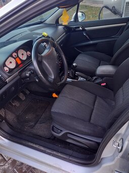 Peugot 407 1.6hdi - 11