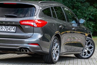 FORD FOCUS - 11