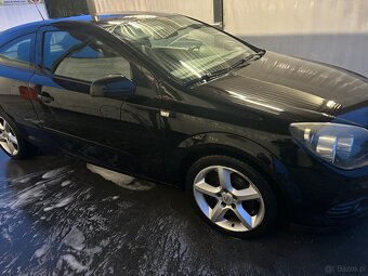 Opel astra GTC 2009r 1,9 cdti - 11